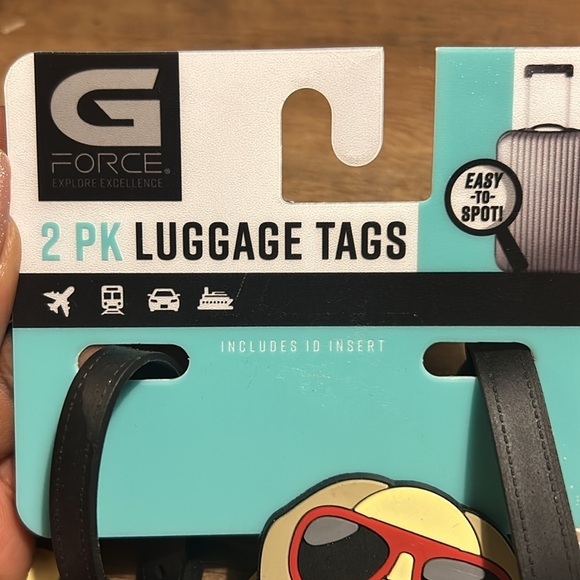 GOLDEN  Luggage tag 2pc set  first class🐶 - Picture 2 of 4